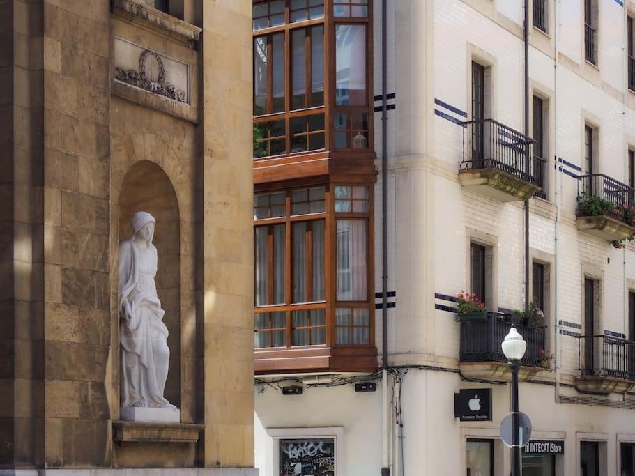 La Biblioteca